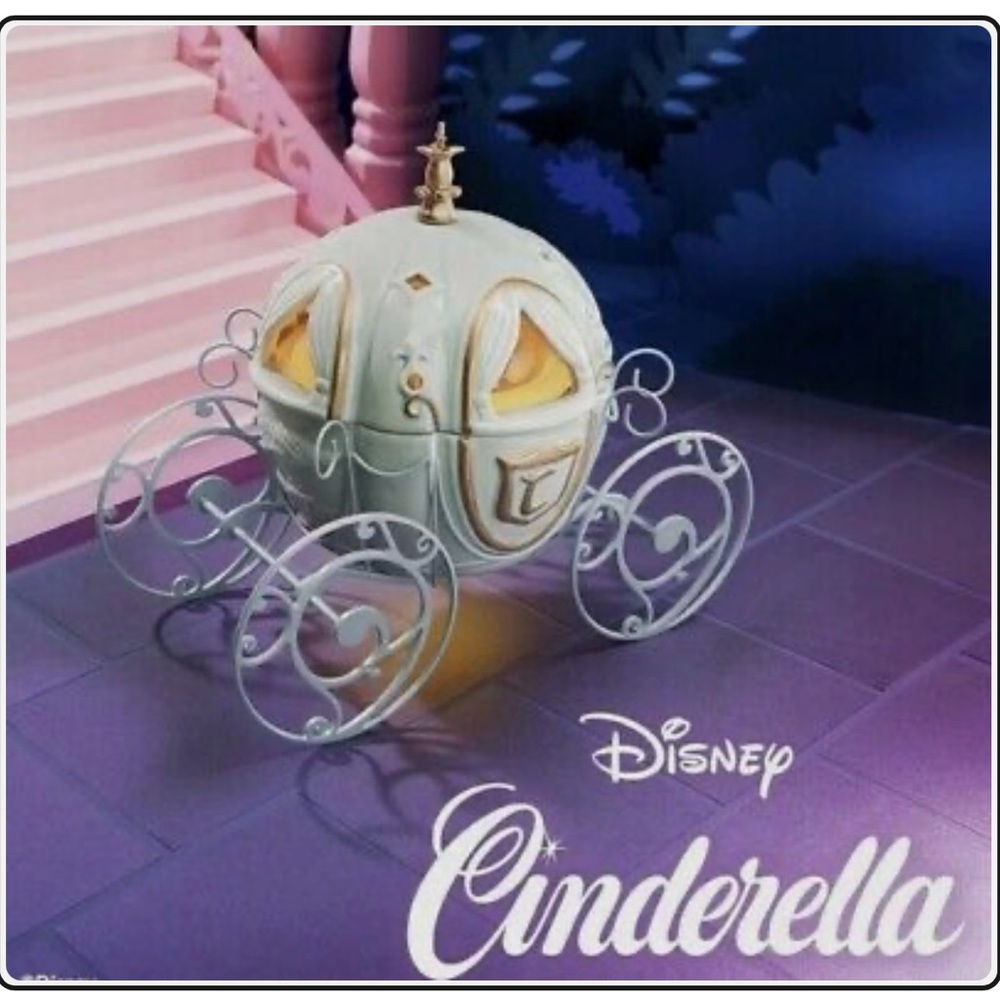 Disney Cinderella Carriage Scentsy Burner